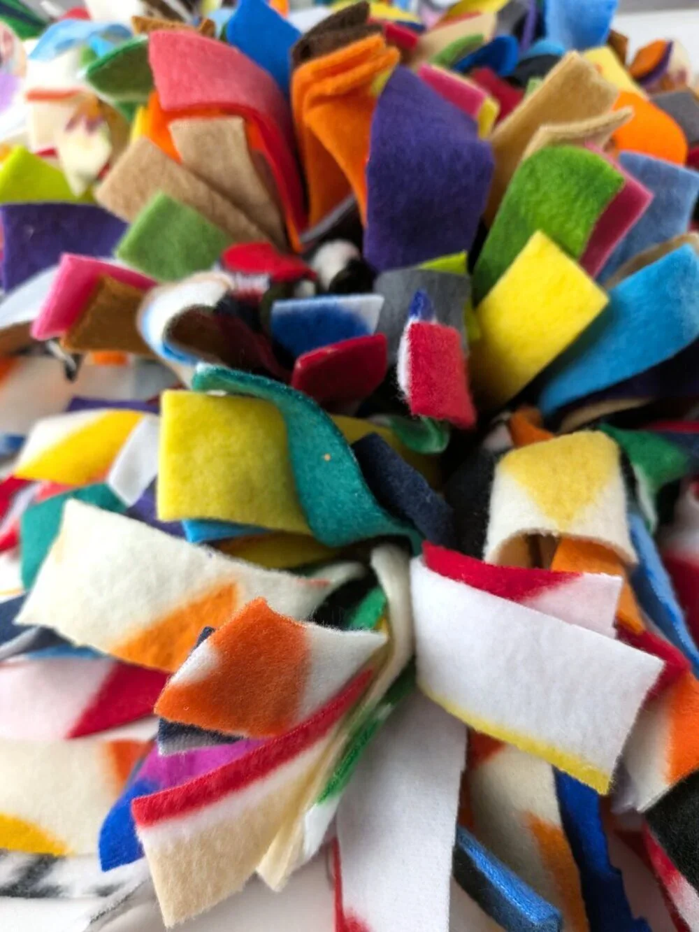 NEW Dog/Cat Snuffle Mat - Multicolor Scraps #58